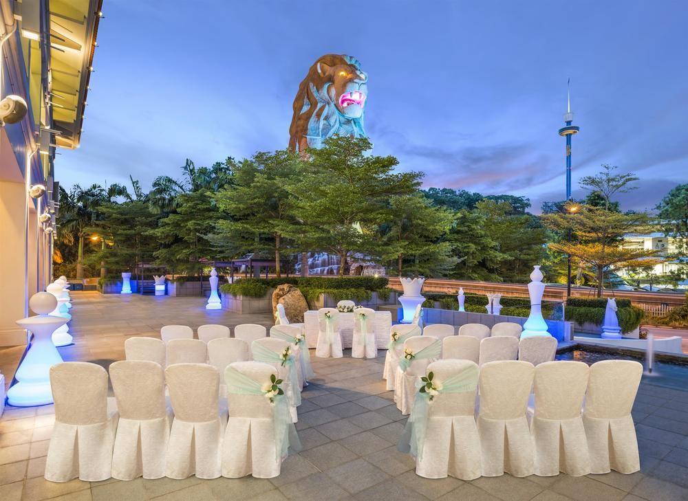 Oasia Resort Sentosa By Far East Hospitality 싱가포르 외부 사진 Wedding at the Star