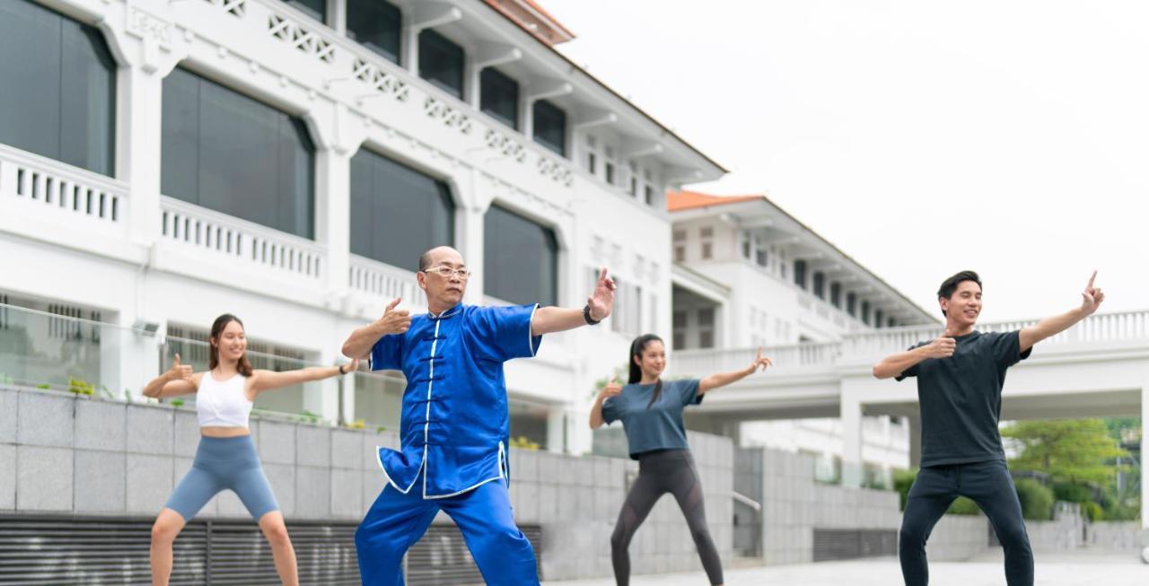 Oasia Resort Sentosa By Far East Hospitality 싱가포르 외부 사진 Tai Chi Chuan