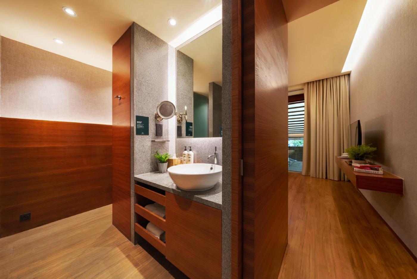 Oasia Resort Sentosa By Far East Hospitality 싱가포르 외부 사진 Bathroom