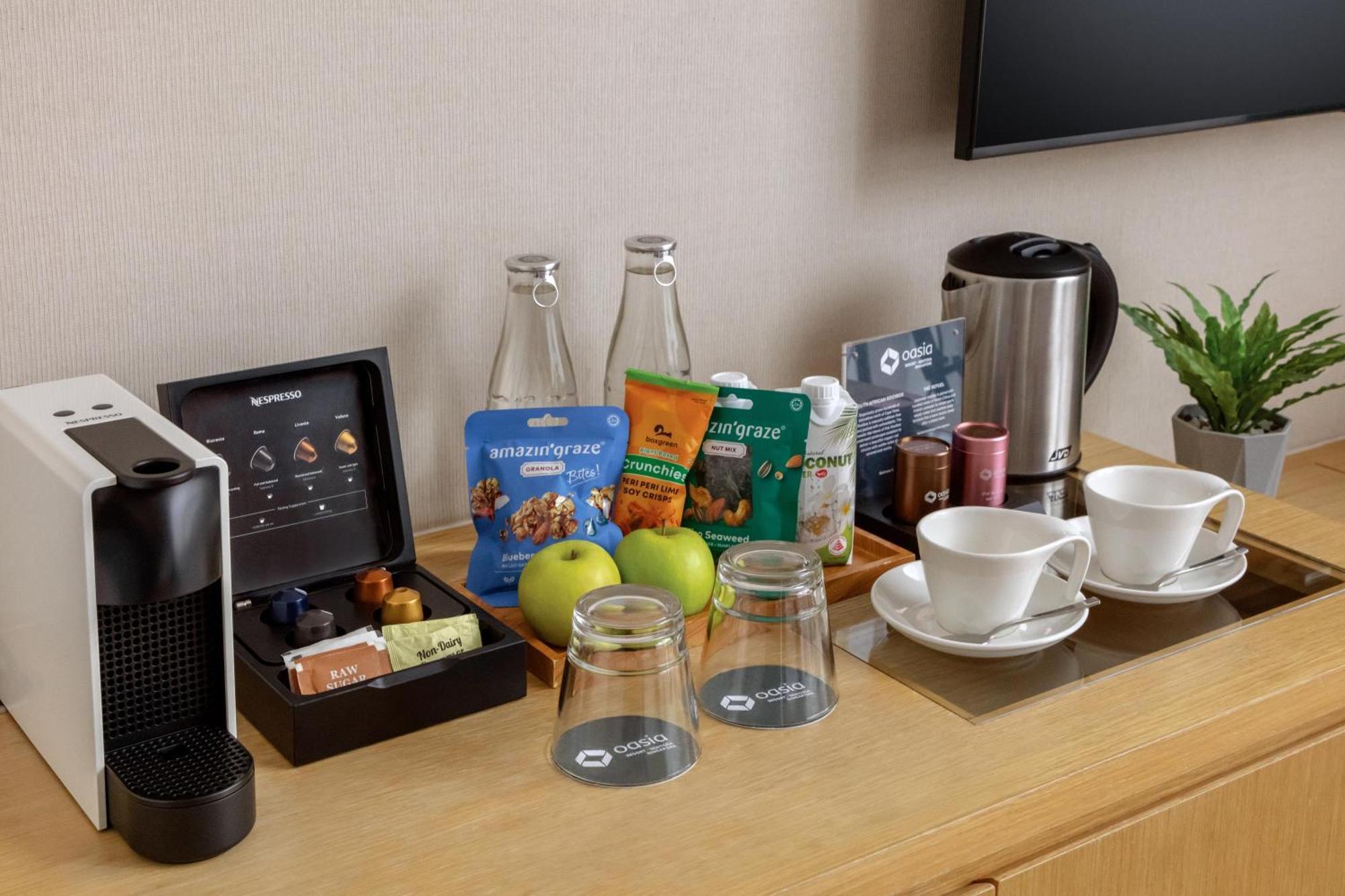 Oasia Resort Sentosa By Far East Hospitality 싱가포르 외부 사진 A Nespresso coffee machine in a hotel room